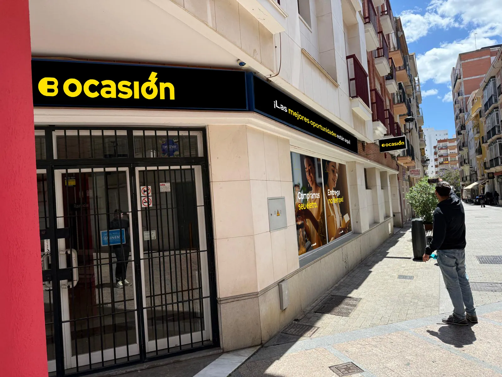 BIGocasion store corner with window graphics